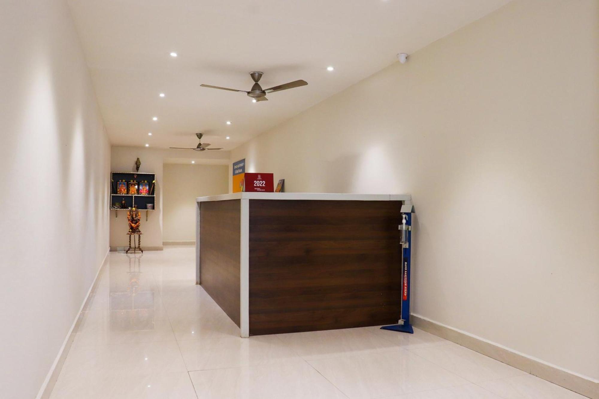 Hotel Collection O Kk Trends Vijayawāda Zewnętrze zdjęcie