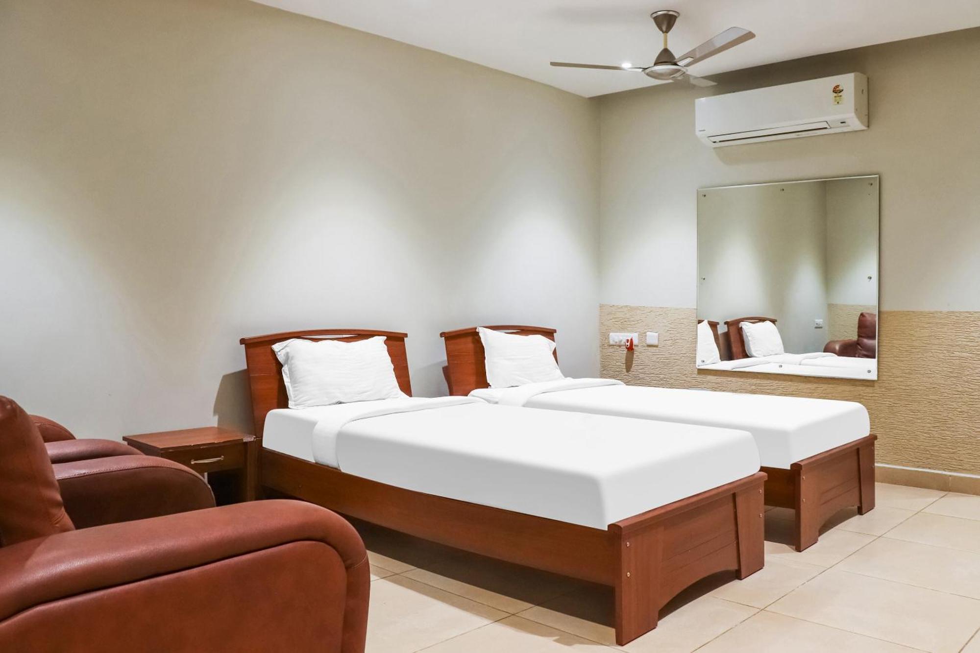 Hotel Collection O Kk Trends Vijayawāda Zewnętrze zdjęcie